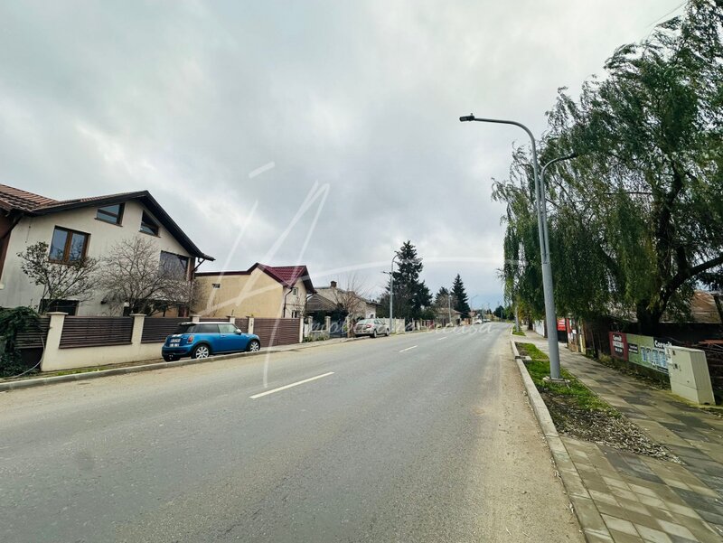 Clinceni, hala noua, acces direct din strada